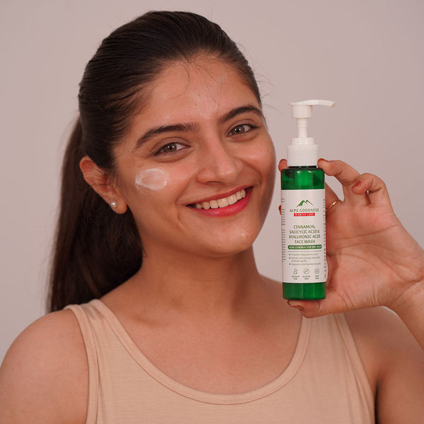 Alps Goodness Acne Control Facewash For Dry Skin with Cinnamon, Salicy